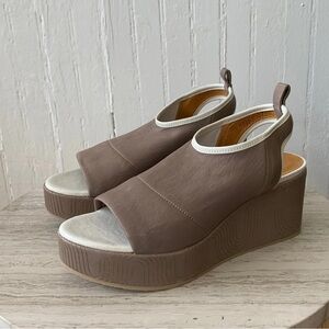 Coclico Laurel Wedge Sandal, EU Size 39, New in Box